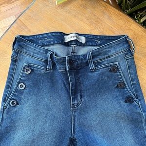 Liverpool jeans with button details! Size: 6 or 28